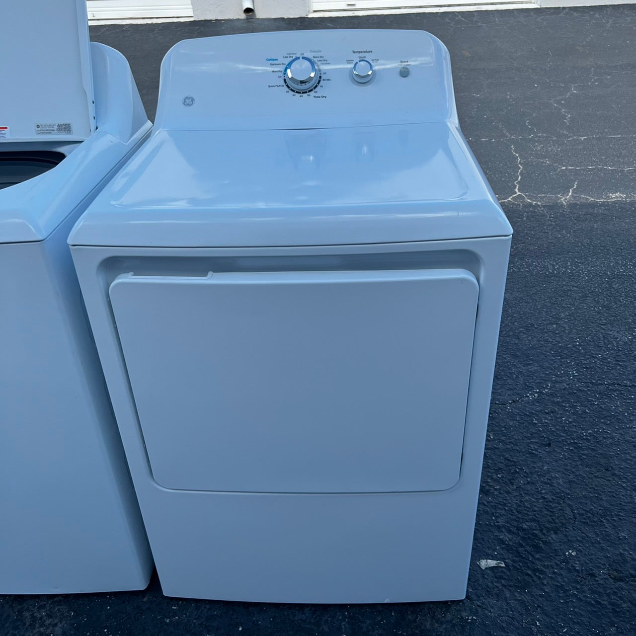 GE Washer and Dryer Set GE Washer and Dryer Set